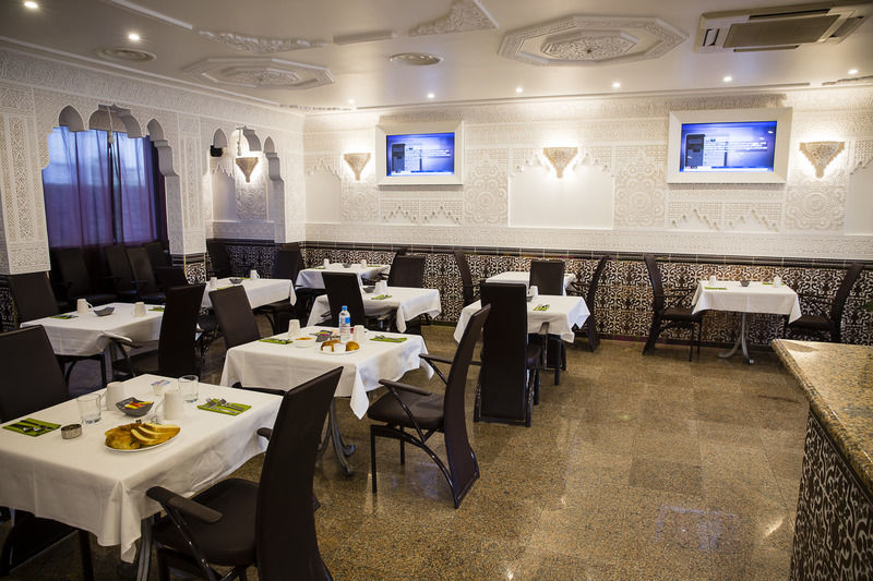 Hotel Le Saint Germain Ольне-су-Буа Экстерьер фото