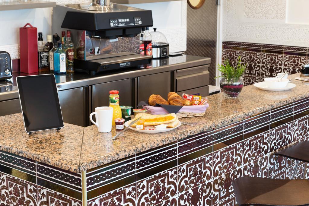 Hotel Le Saint Germain Ольне-су-Буа Экстерьер фото